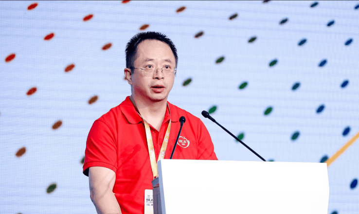 对话周鸿祎：智能体是赛博牛马<strong></p>
<p>币安币交易app</strong>，但All In智能体不一定是要裁人