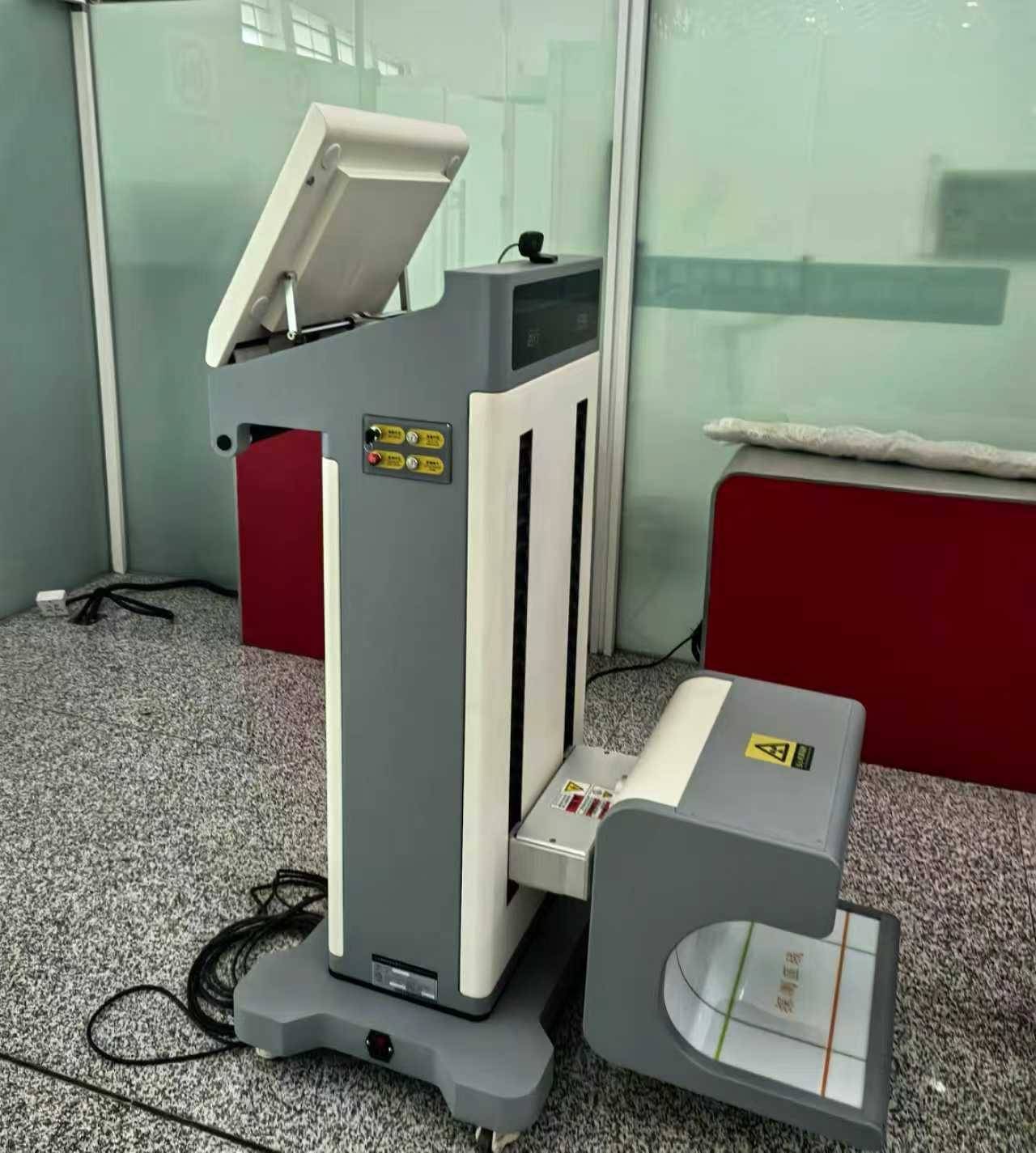 打石膏、戴假肢的旅客<strong></p>
<p>LTC交易app</strong>，在郑州机场过安检更便利了