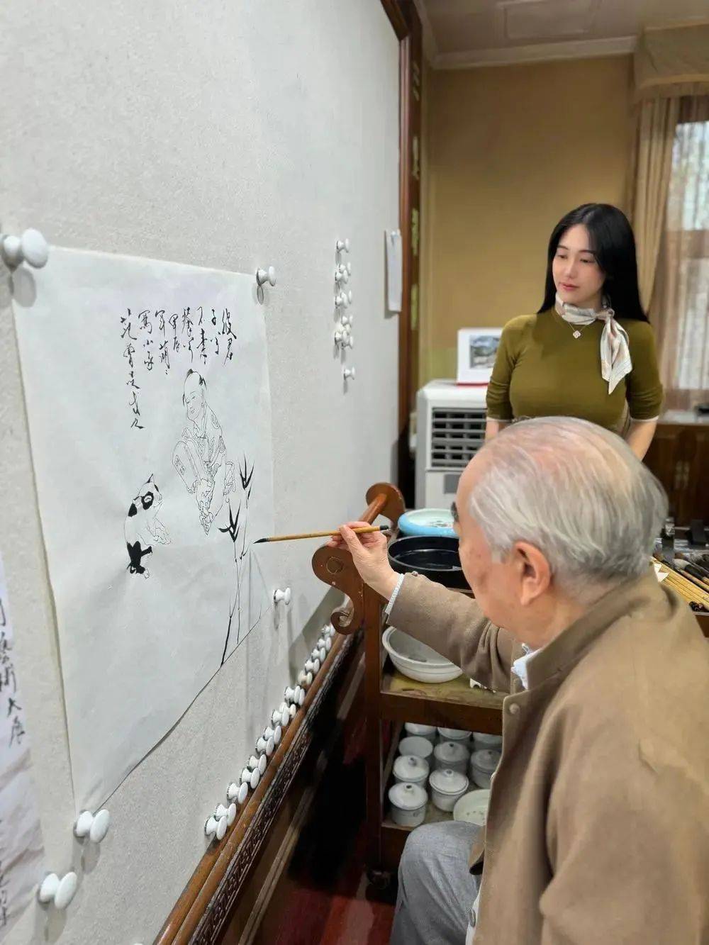 87岁书画大师范曾被娇妻带走失联<strong></p>
<p>莱特币交易app</strong>？公司账号回复称“谣言”