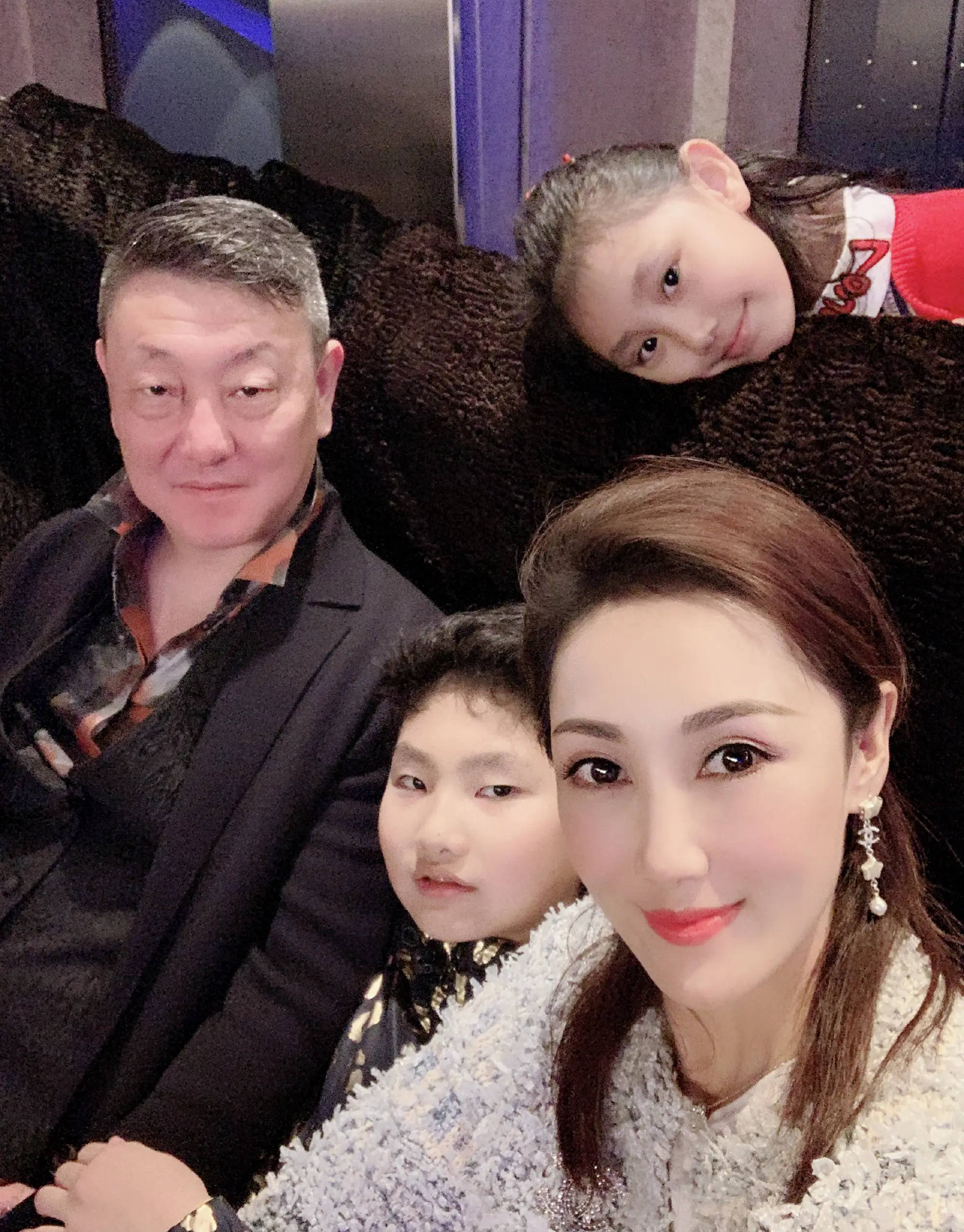 韩磊妻子其其格发声明称被冒充身份<strong></p>
<p>抹茶交易平台</strong>！否认连线情感直播间爆老公黑料