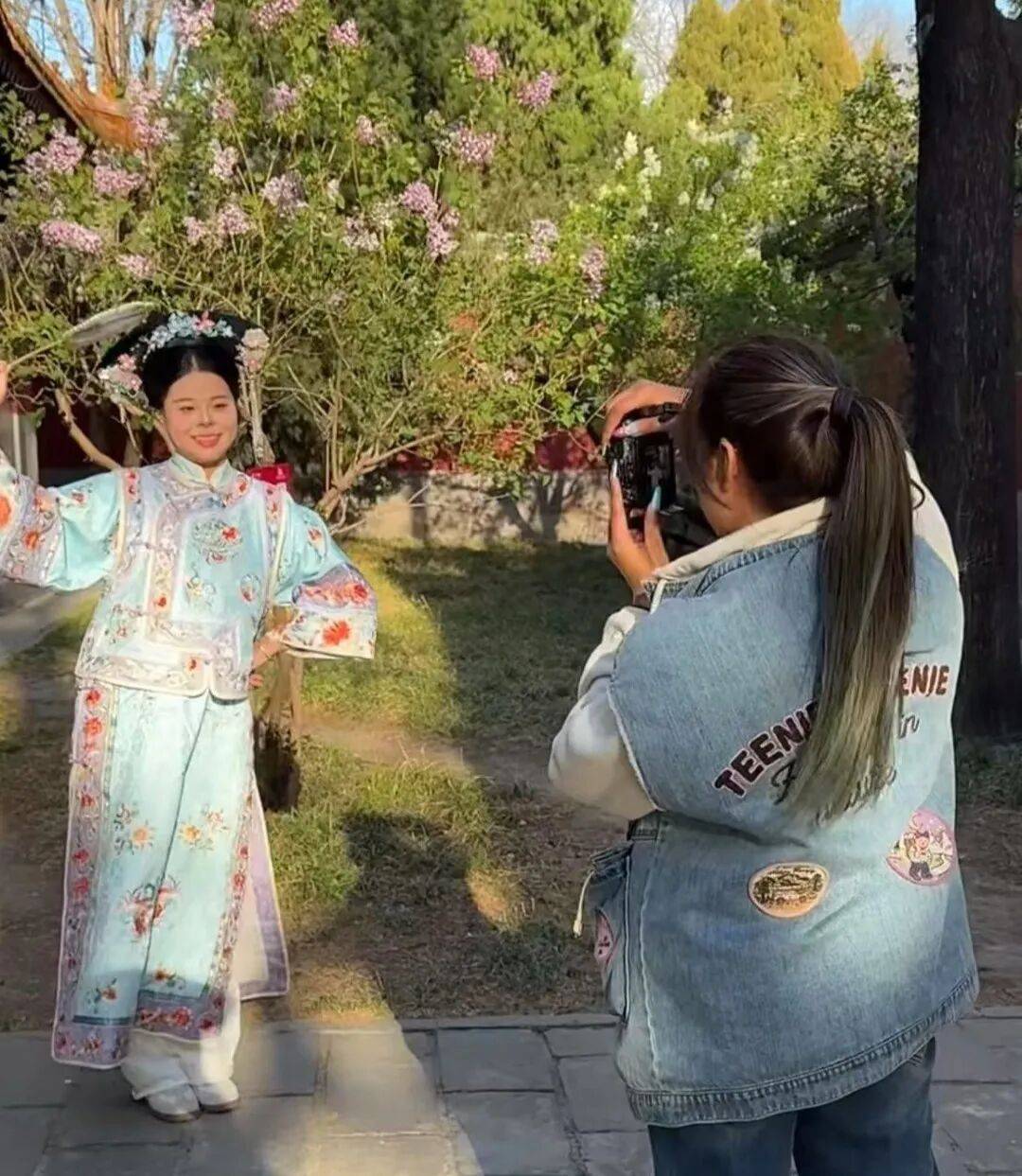 宁可花钱请人为自己拍照<strong></p>
<p>泰达币交易平台</strong>，也不想开口麻烦朋友？年轻人为何愿意为“陪拍”买单