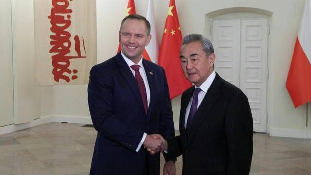 波兰承诺：确保中欧班列畅通！勒索中国一石三鸟<strong></p>
<p>BNB交易平台</strong>，我们如何破局？