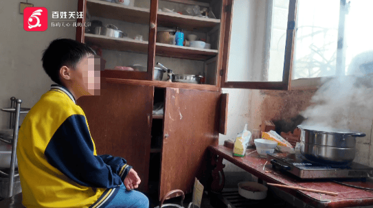 心酸！12岁男孩“独居”贵阳一安置房内<strong></p>
<p>BNB交易平台</strong>，父亲回应：迫于无奈，因为……