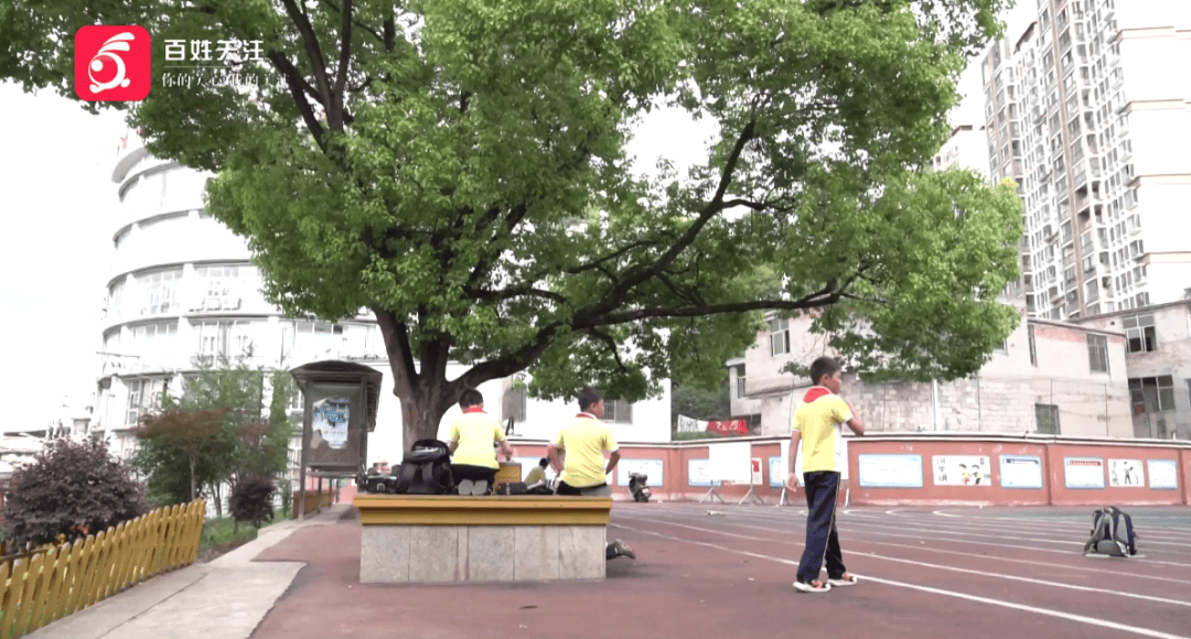 心酸！12岁男孩“独居”贵阳一安置房内<strong></p>
<p>BNB交易平台</strong>，父亲回应：迫于无奈，因为……
