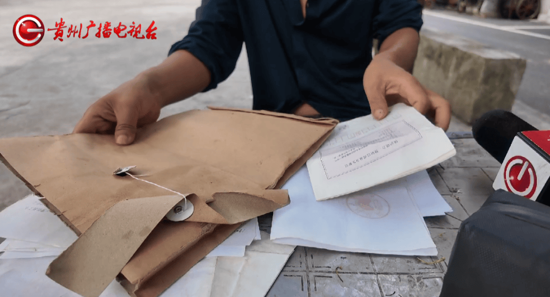 心酸！12岁男孩“独居”贵阳一安置房内<strong></p>
<p>BNB交易平台</strong>，父亲回应：迫于无奈，因为……