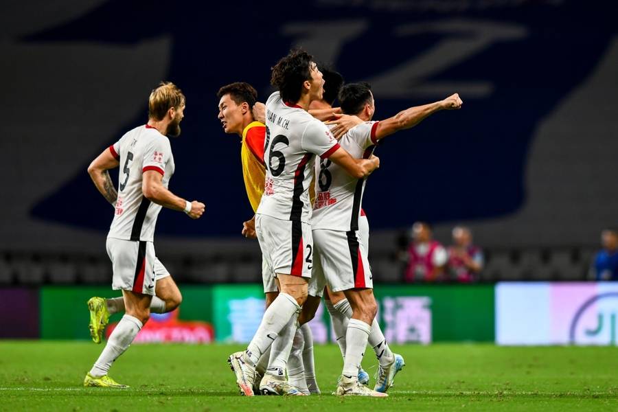 中超争冠形势明朗:国安已经掉队<strong></p>
<p>币安币交易平台</strong>,申花希望渺茫,蓉城领先海港半个身位