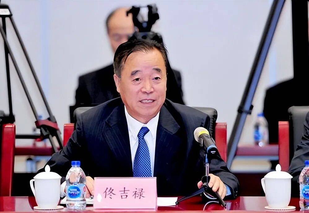 周末重磅！中国铁塔原董事长佟吉禄被查<strong></p>
<p>币安币交易平台</strong>，此前被曝已失联数月