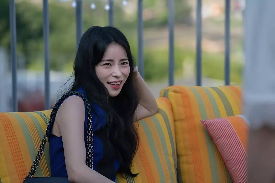 赵露思《许我耀眼》空降<strong></p>
<p>BCH交易平台</strong>，国产剧又迎来一位“恶女”