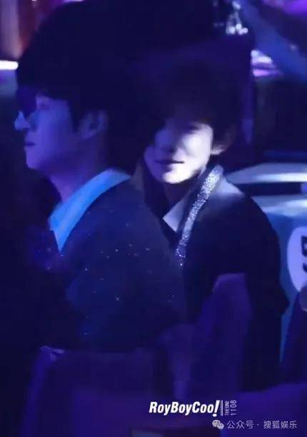 这场晚会台下简直是追星现场<strong></p>
<p>比特现金交易平台</strong>，名场面太多了吧？