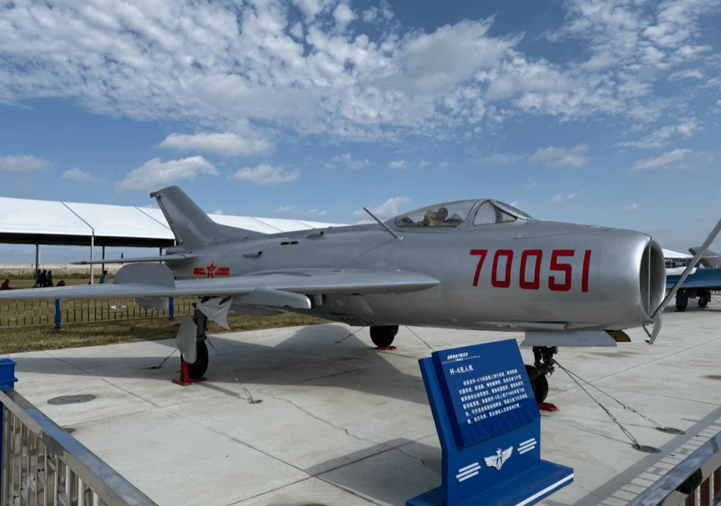 别把歼6无人机想简单了<strong></p>
<p>LTC交易平台</strong>,空警500指哪炸哪,不只是消耗防空导弹