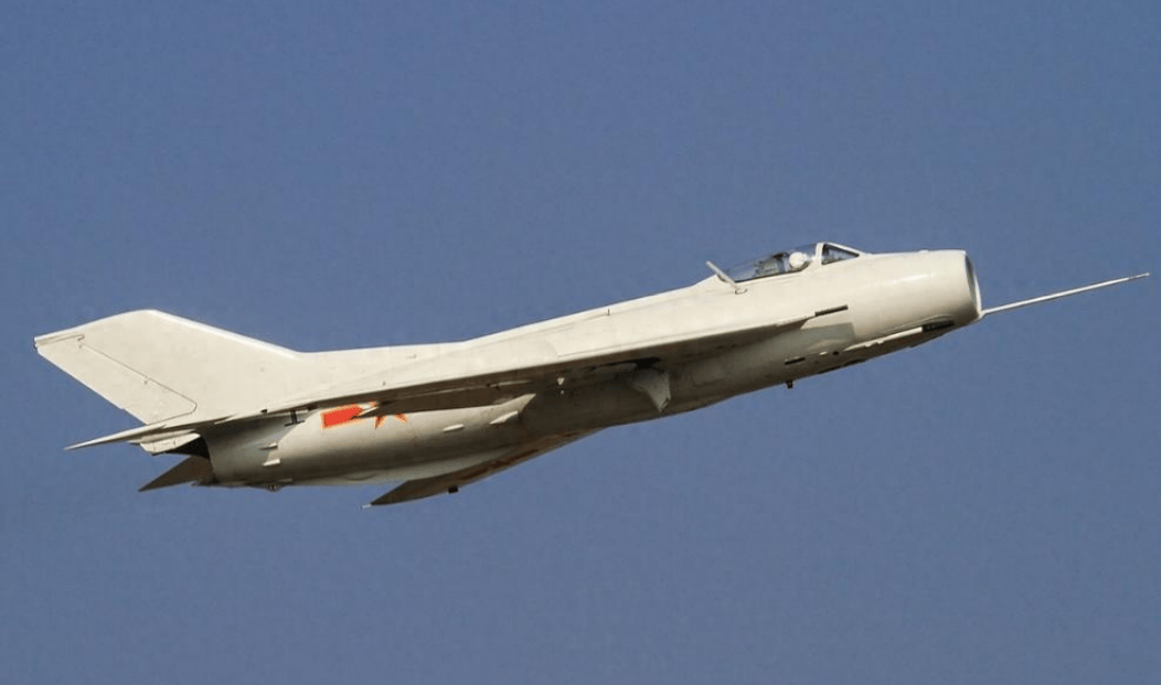 别把歼6无人机想简单了<strong></p>
<p>LTC交易平台</strong>,空警500指哪炸哪,不只是消耗防空导弹