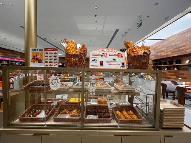 一小时售罄<strong></p>
<p>莱特币交易平台</strong>！年轻人涌入医院抢面包