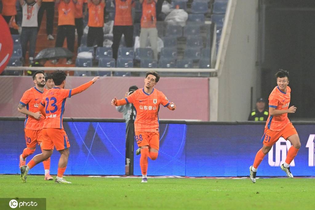 中超-侯永永建功李小恒救主 泰山1-1云南三连平