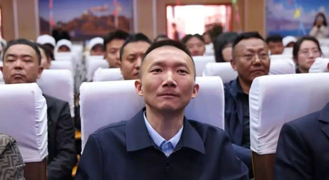 曾跨省调整<strong></p>
<p>BSV交易平台</strong>，“85后”袁林鹏提名为县长人选