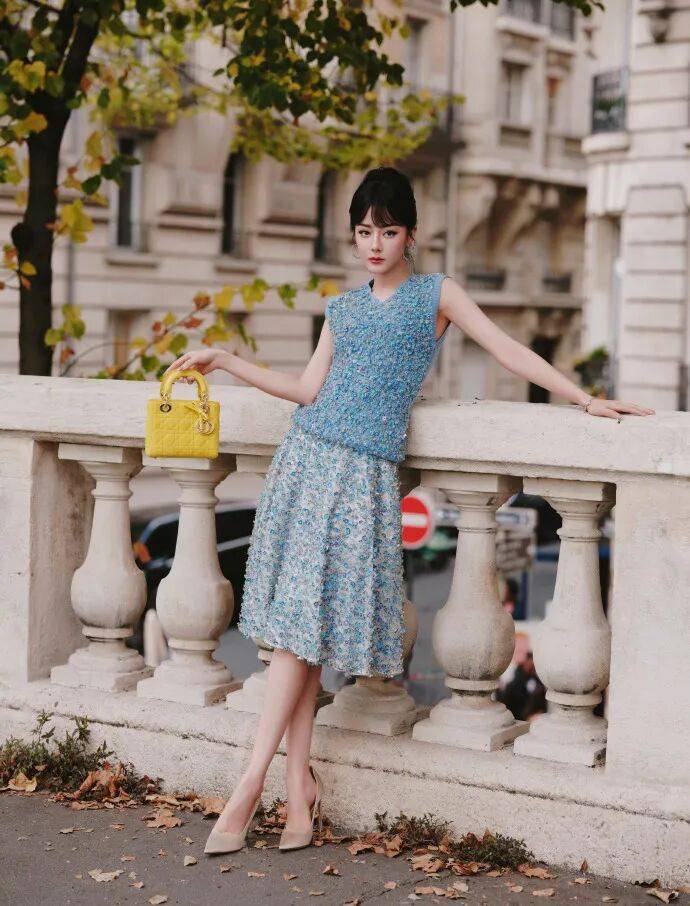 时装周上的女明星<strong></p>
<p>BSV交易平台</strong>，秋冬氛围感一键封顶！