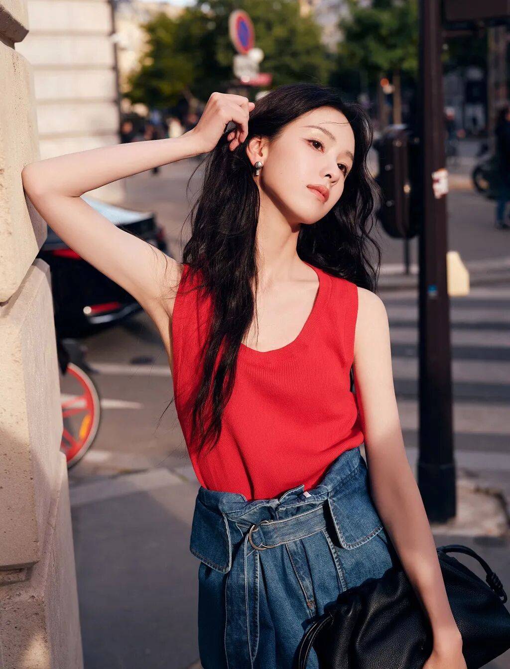 时装周上的女明星<strong></p>
<p>BSV交易平台</strong>，秋冬氛围感一键封顶！