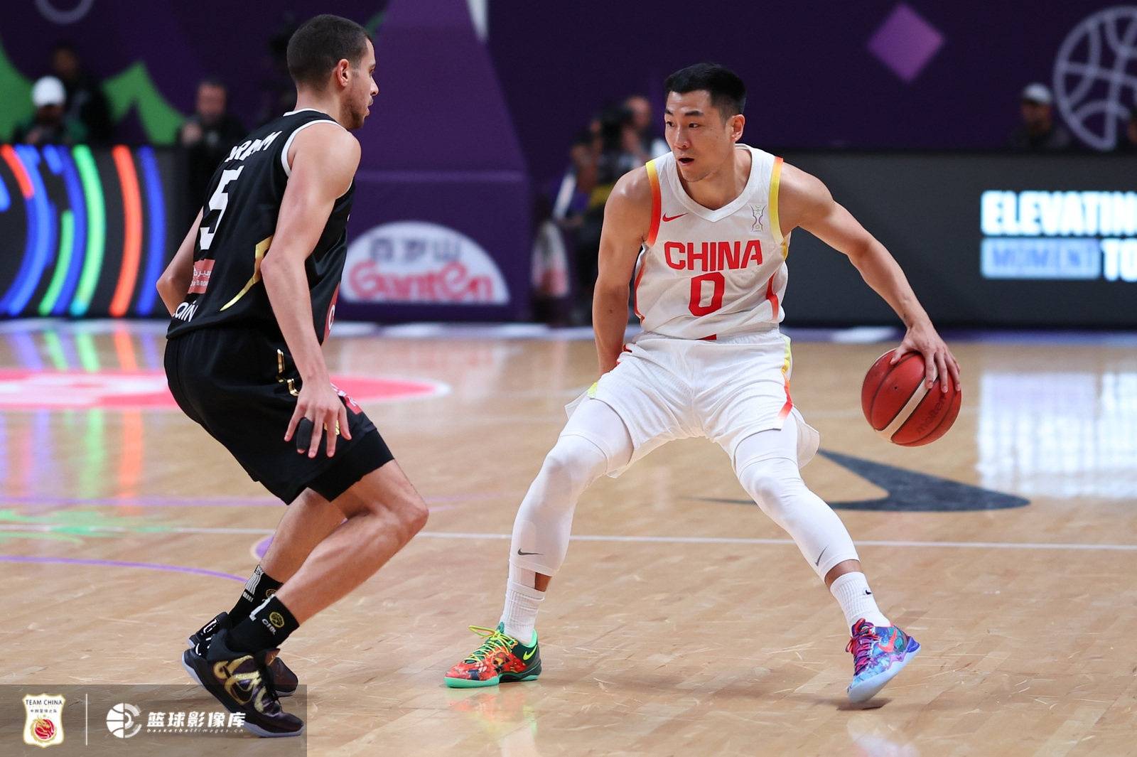 高诗岩:穿国家队球衣特光荣 上场首先做好防守