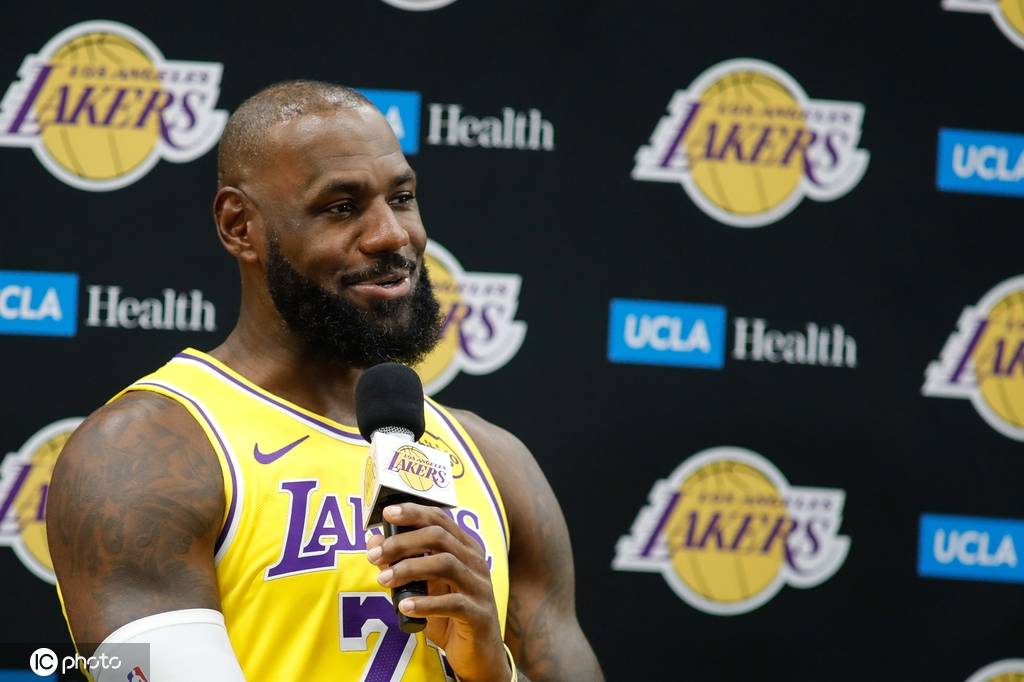 这么突然<strong></p>
<p>区块链挖矿交易平台</strong>?詹姆斯更新社媒 明日零点发布重要决定