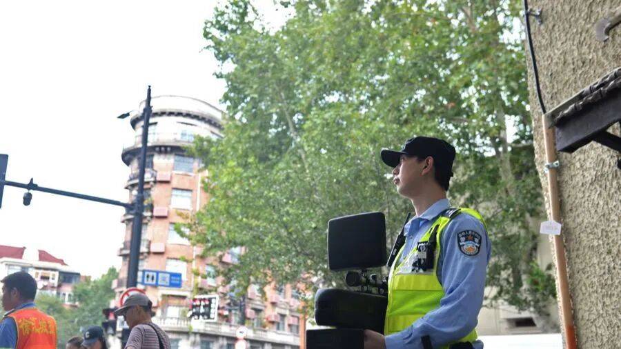 突然群发<strong></p>
<p>IPFS交易平台</strong>！大批上海市民收到警方短信！全市爆火网红已被锁定...有爸爸因孩子违规被罚款