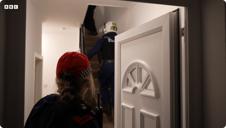 凯特患癌竟因辉瑞疫苗？伦敦4万被盗手机直飞香港<strong></p>
<p>IPFS交易平台</strong>，比贩毒暴利产业链曝光…