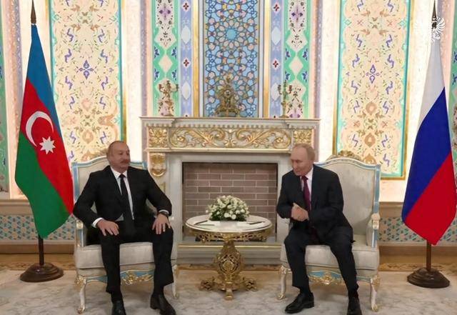 普京缺席朝鲜阅兵<strong></p>
<p>币安交易官网</strong>,当面向邻国道歉,承认俄军犯错,乌克兰迎来转机?