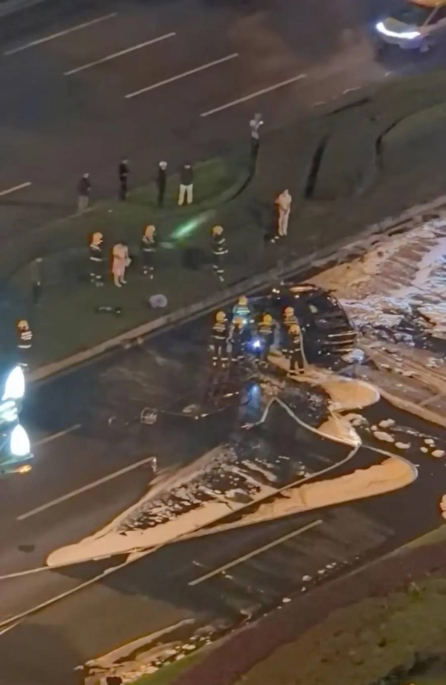 最新!成都SU7碰撞后燃烧司机死亡<strong></p>
<p>OKEx交易官网</strong>,小米股价暴跌超8%!客服最新回应