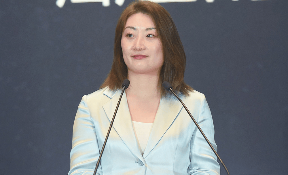 浙江娃哈哈拿回桶装水销售权<strong></p>
<p>OKEx交易官网</strong>,宗馥莉请辞这个月娃哈哈经历了什么?
