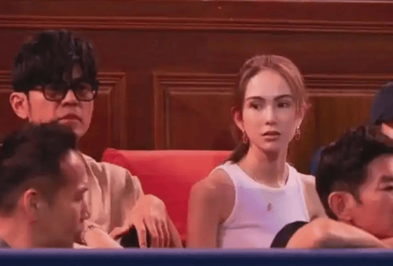 考古|昆凌现身暴瘦变化大!7年剖腹产下3娃<strong></p>
<p>OKEx交易官网</strong>,从“打工妹”到“天王嫂”,她的辛苦谁懂