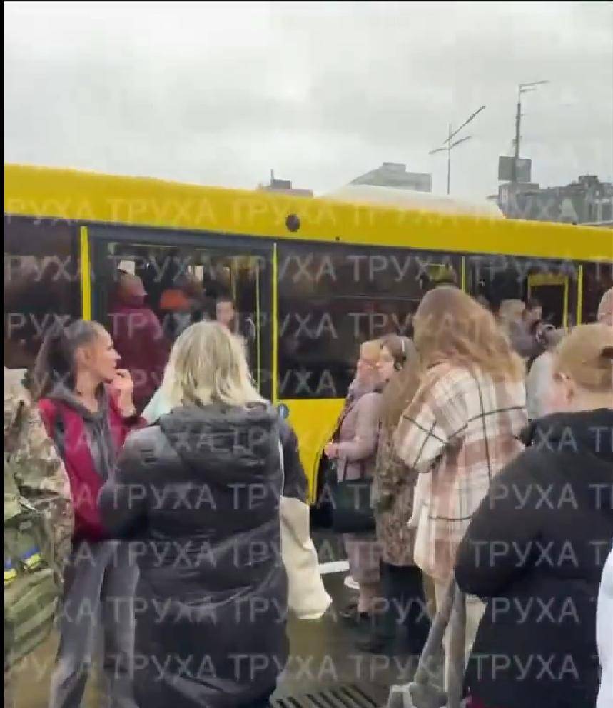 普京下狠手<strong></p>
<p>抹茶交易官网</strong>,俄军让乌克兰断水断电一片黑暗,一夜间炸回石器时代