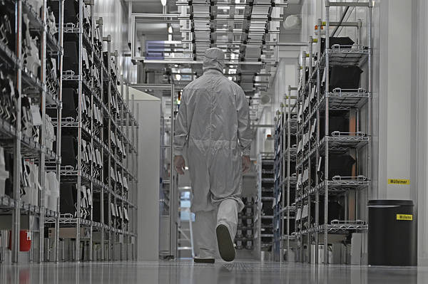 荷兰经济事务部大臣透露“将在几天内与中方会面”<strong></p>
<p>BTC交易官网</strong>，但仍在狡辩