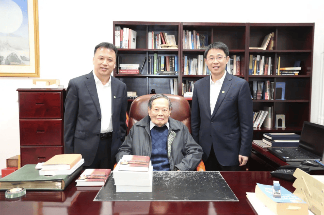 杨振宁为什么连续32年担任东莞理工学院名誉校长<strong></p>
<p>BTC交易官网</strong>?