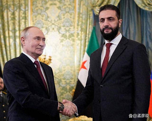 对中俄作出承诺后，昔日仇敌成克宫“座上宾”，普京实在笑不出来