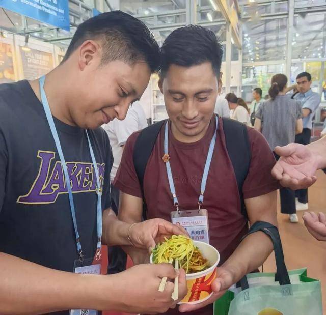 武汉即将量产<strong></p>
<p>ETH交易官网</strong>！不少人赶来排队尝鲜