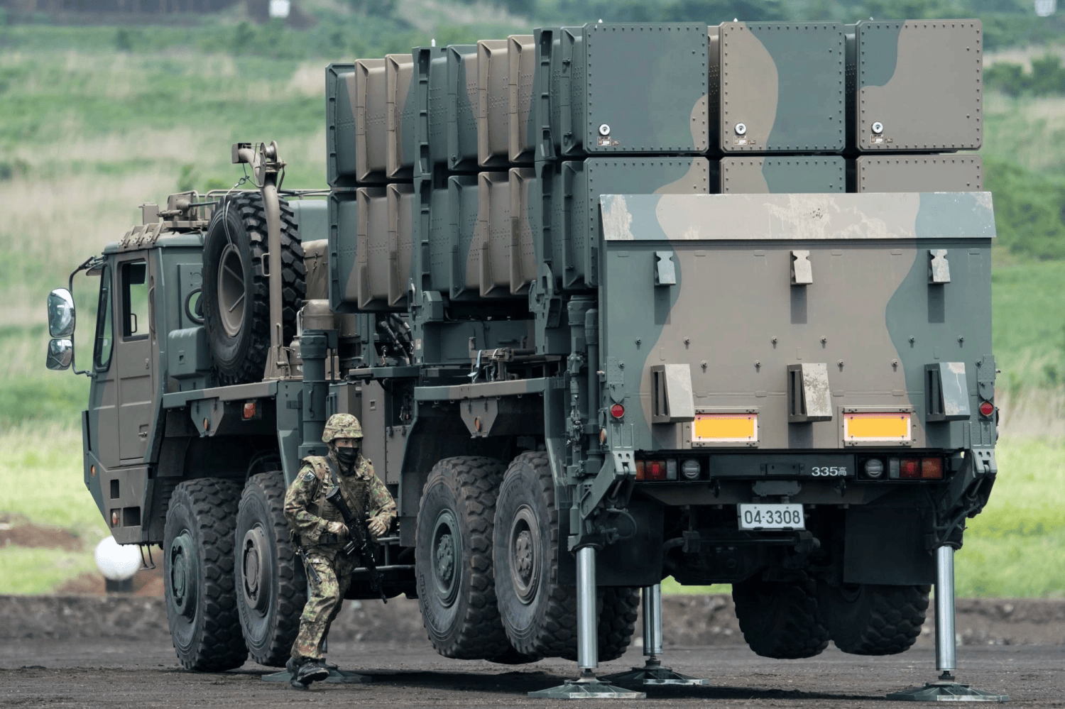 日本新首相的强军之路:导弹、核艇都要搞