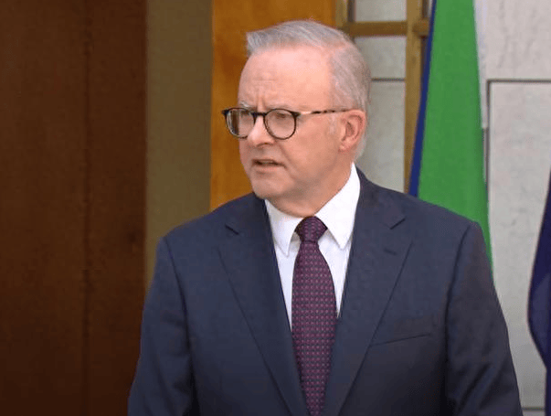 一口气签85亿稀土大单！特朗普笑了<strong></p>
<p>以太坊交易官网</strong>，“冤大头”终于出现：一年后，美国稀土会多到用不完