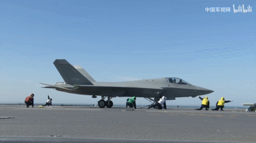 福建舰服役<strong></p>
<p>泰达币</strong>！曾有蒸汽弹射临时改电弹图纸传闻？有哪几点变化？