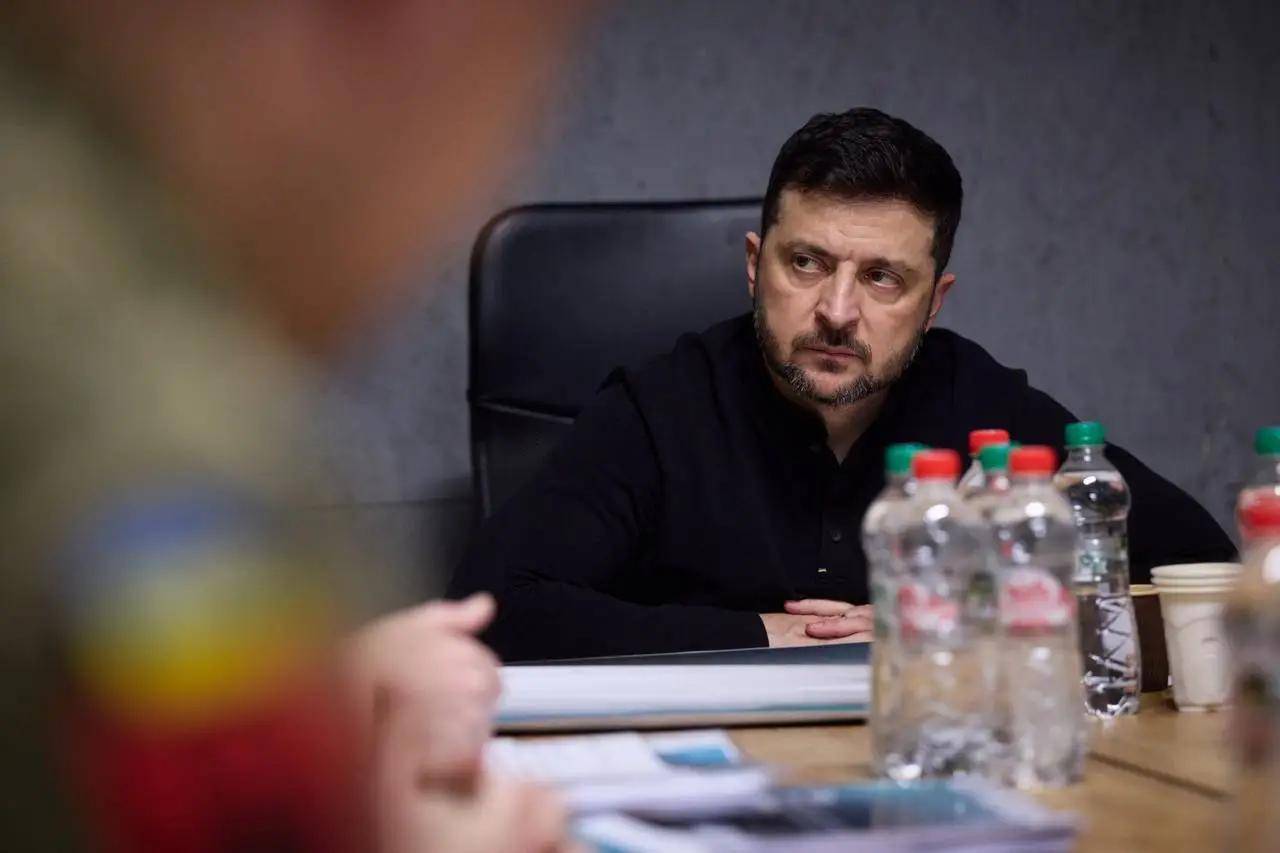 俄军夺取85%红军城<strong></p>
<p>XRP交易官网</strong>，泽连斯基大势已去，俄媒：又开始寻找替罪羊