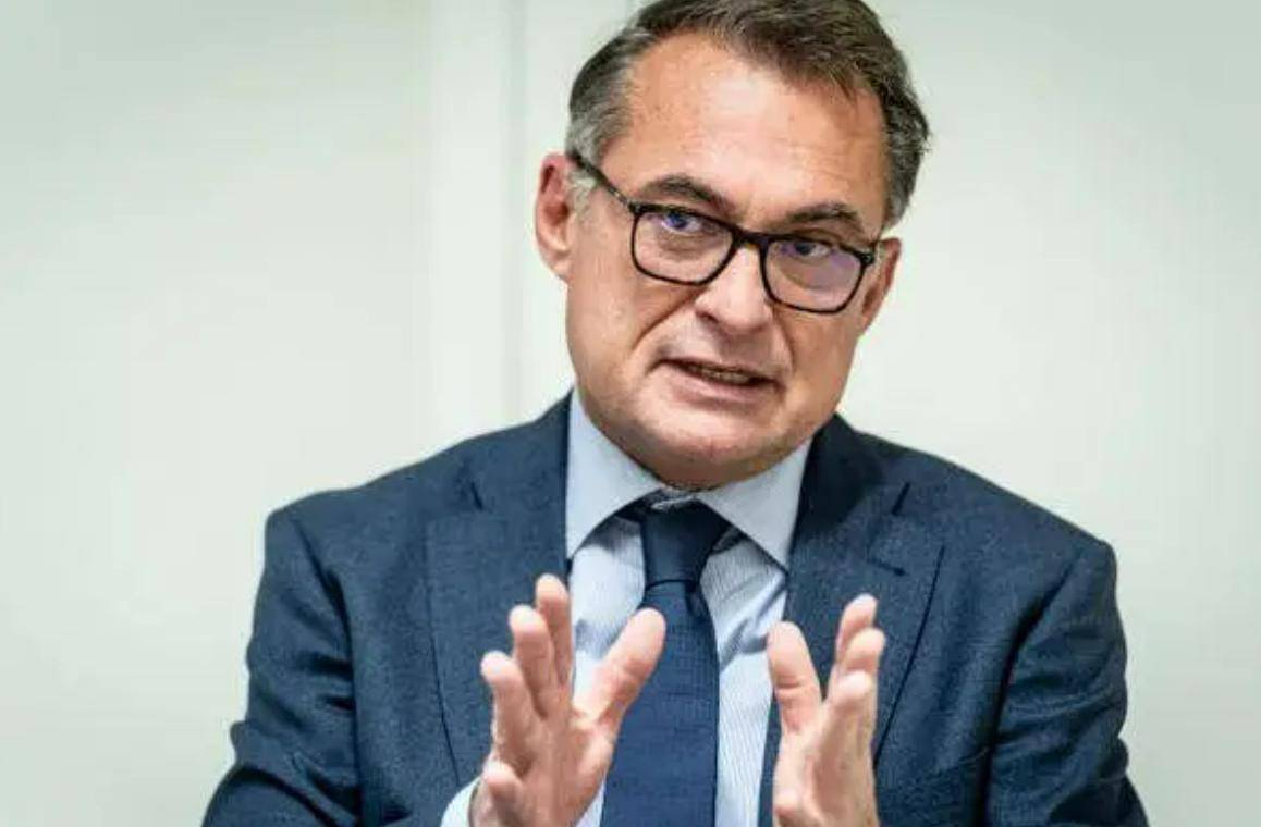 德国压根不长记性<strong></p>
<p>XRP交易官网</strong>，央行行长打算亲自出马，来北京“救场”，一开口就叫嚣报复