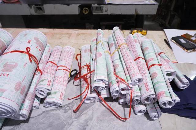 案值达1.2亿元<strong></p>
<p>瑞波币交易官网</strong>!海南摧毁特大“彩经”印刷、销售违法犯罪团伙