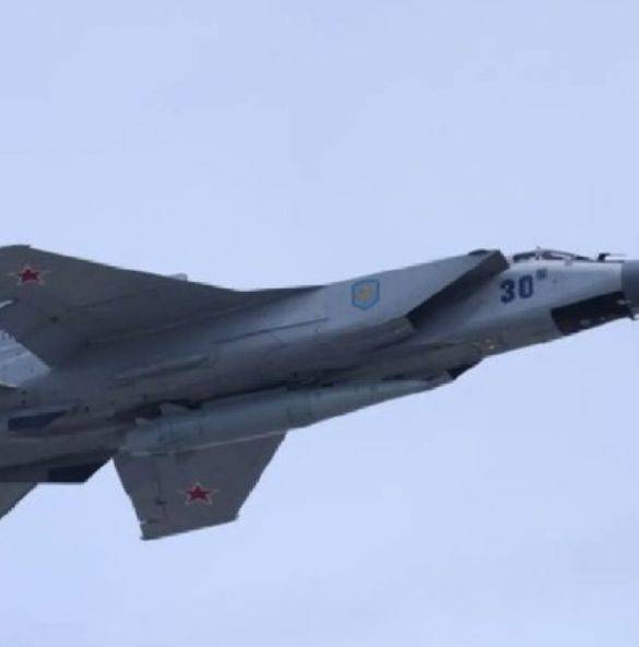 携500亿元比特币出逃的女商人钱志敏<strong></p>
<p>DOT交易官网</strong>，在卧室被抓捕时画面最新披露