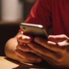 携500亿元比特币出逃的女商人钱志敏<strong></p>
<p>DOT交易官网</strong>，在卧室被抓捕时画面最新披露