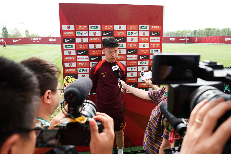 身心俱疲无缘熊猫杯<strong></p>
<p>DOT交易官网</strong>，今年已出战44场的王钰栋，为何还要参加U21联赛？