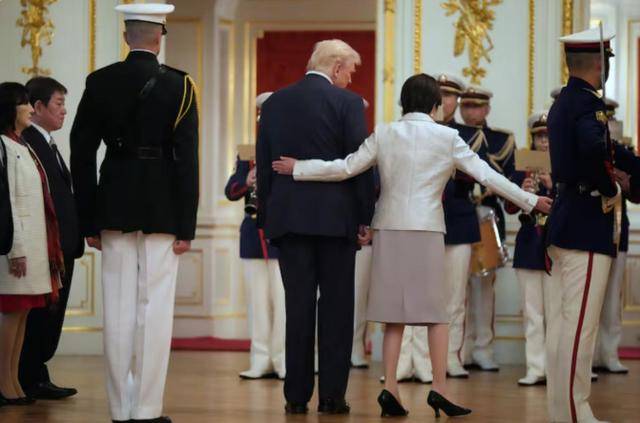 薛领事遭围攻？中方真的怒了<strong></p>
<p>波卡币交易官网</strong>，高市早苗没想到：特朗普也翻脸了