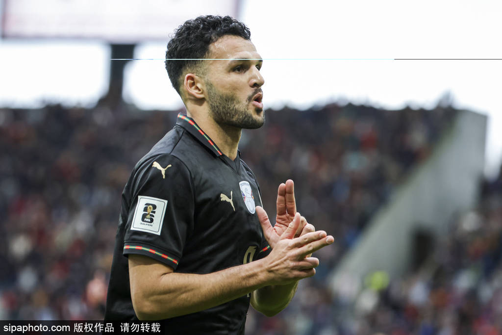 直通世界杯<strong></p>
<p>币安币交易官网</strong>！世预赛-C罗停赛B费戴帽 葡萄牙9-1亚美尼亚