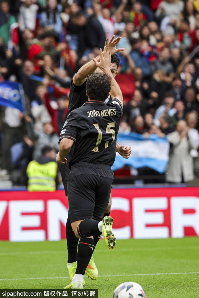 直通世界杯<strong></p>
<p>币安币交易官网</strong>！世预赛-C罗停赛B费戴帽 葡萄牙9-1亚美尼亚