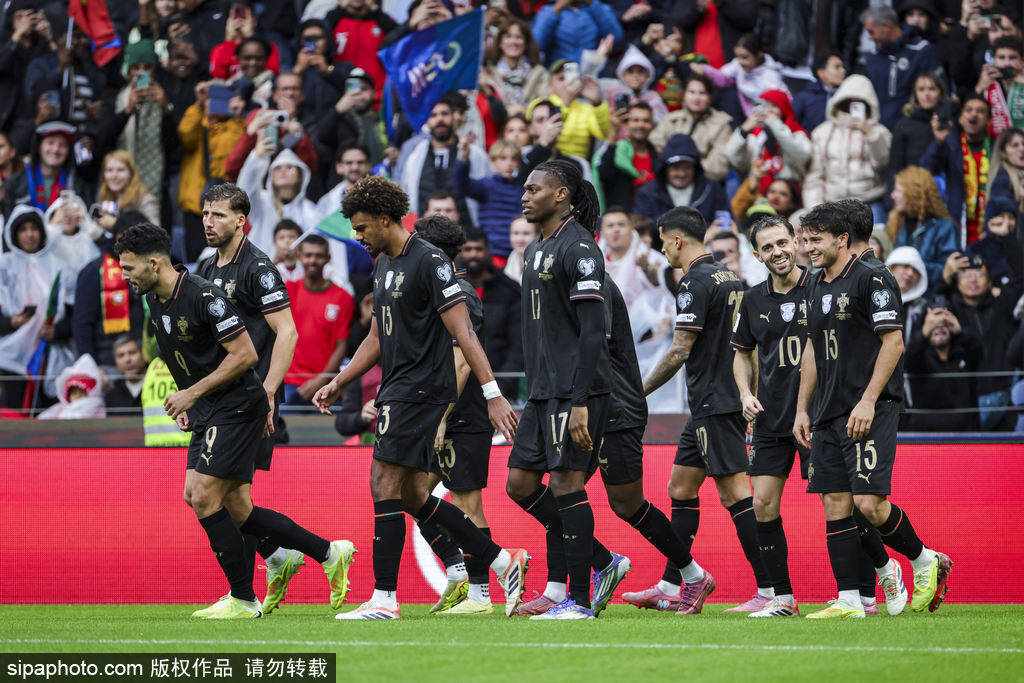 直通世界杯<strong></p>
<p>币安币交易官网</strong>！世预赛-C罗停赛B费戴帽 葡萄牙9-1亚美尼亚