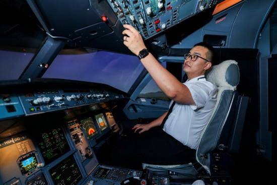 香港故事丨从内地到香港<strong></p>
<p>币安币交易官网</strong>，他们一路追逐“飞行梦”