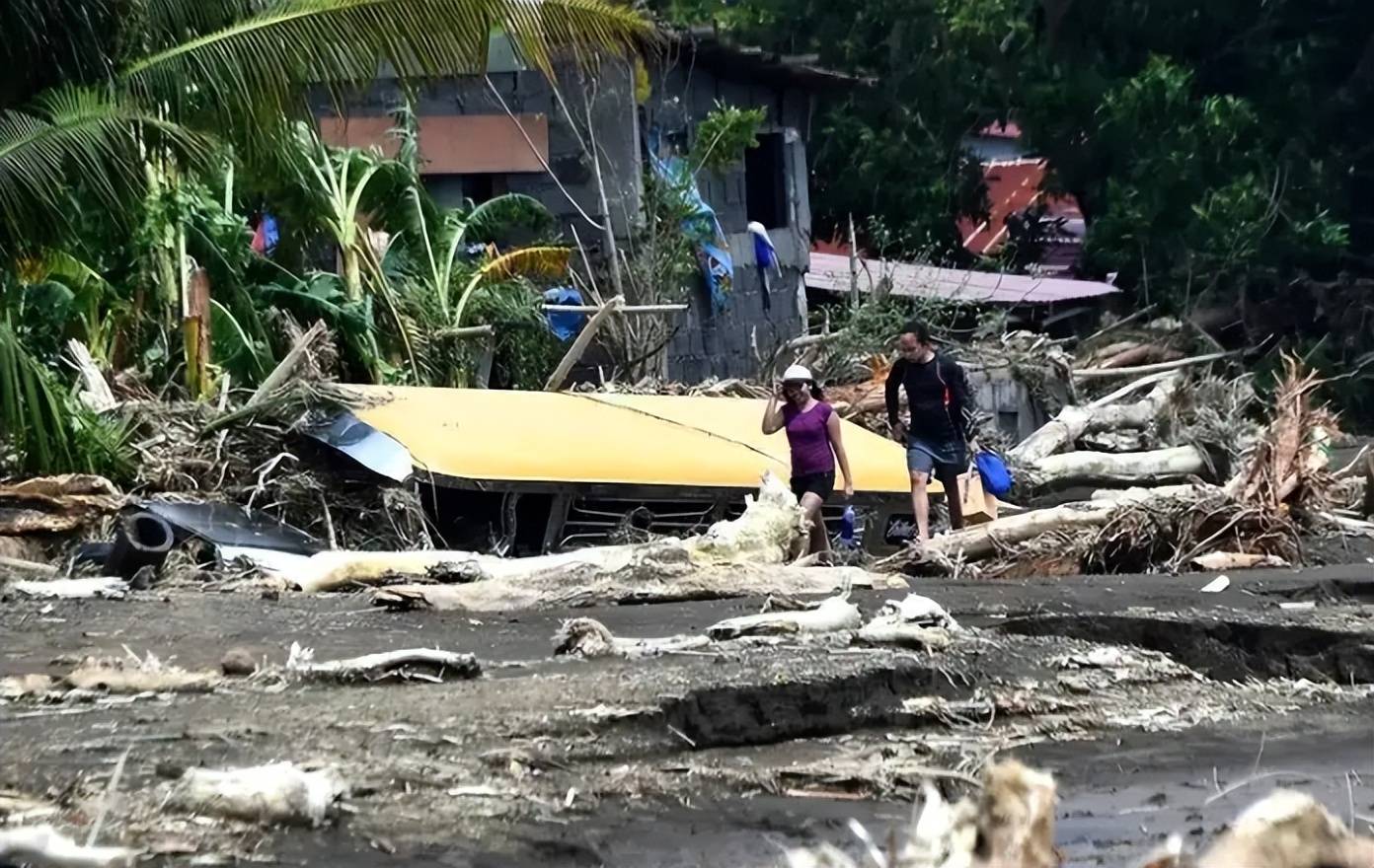 中国援助菲律宾灾民刚落地<strong></p>
<p>ADA交易官网</strong>,菲媒就 “改口”:黄岩岛属中国控制,南海风向突变?