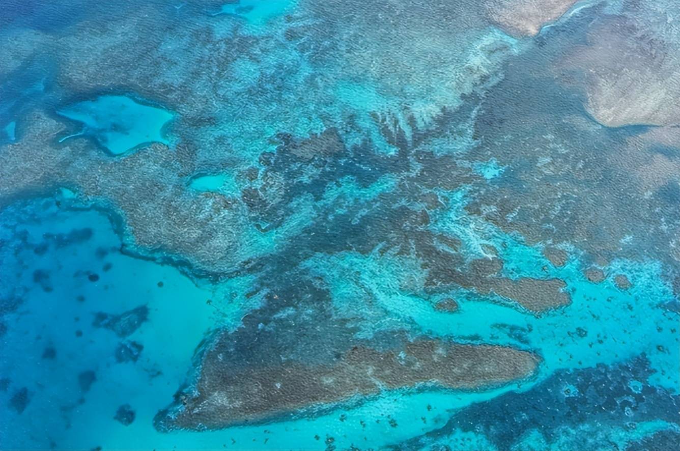 中国援助菲律宾灾民刚落地<strong></p>
<p>ADA交易官网</strong>,菲媒就 “改口”:黄岩岛属中国控制,南海风向突变?