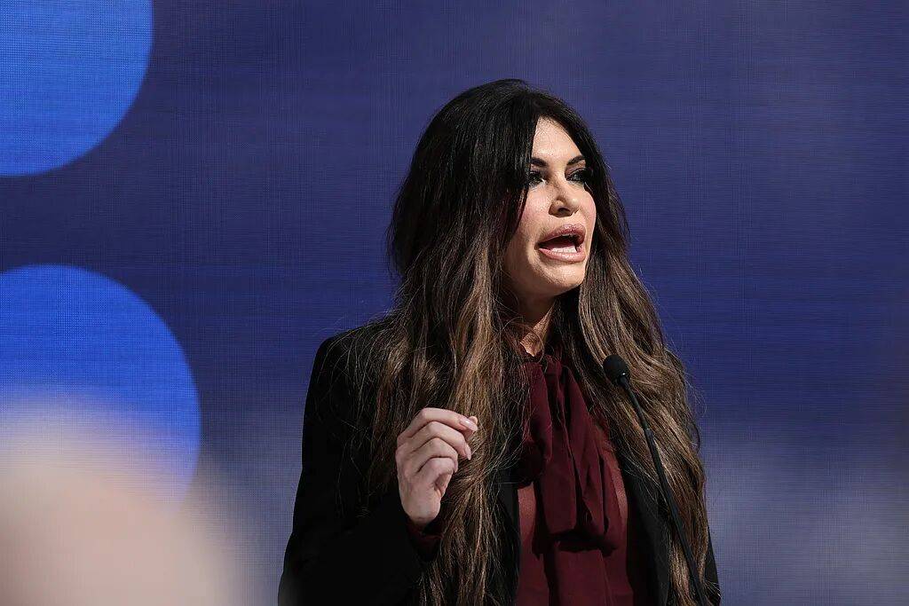 中方：奉劝这位大使，好好反省当年言行